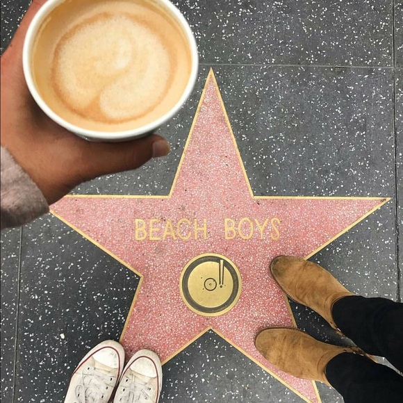 Bookmark our closet - Picture 6 of 8